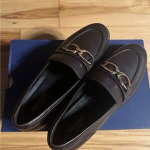 New Rockport Women’s Dark Brown/Dark Red Loafers with Gold Accent 8.5 Size